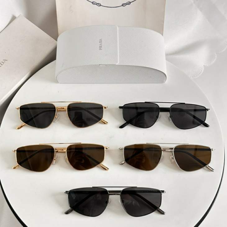 Picture of Prada Sunglasses _SKUfw75842726fw